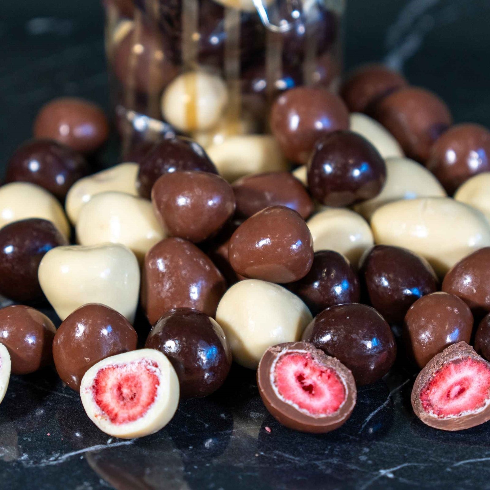 Çikolata Kaplı Çilek Draje (250 Gr)